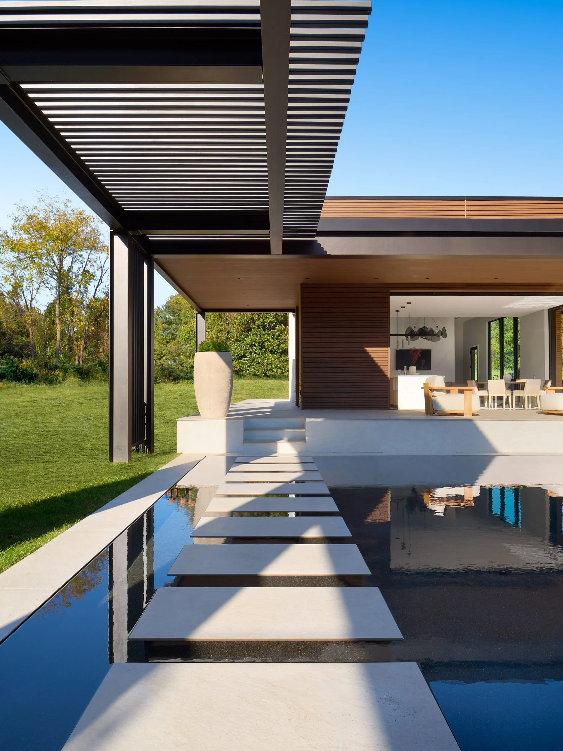 Potomac Pool House — Integrating Building With Landscape, view 12